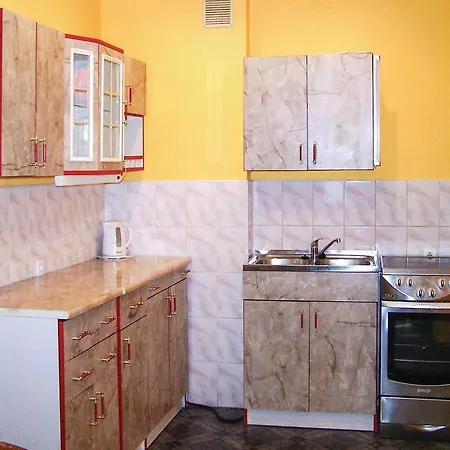 בית נופש Three-bedroom Holiday In Rytel